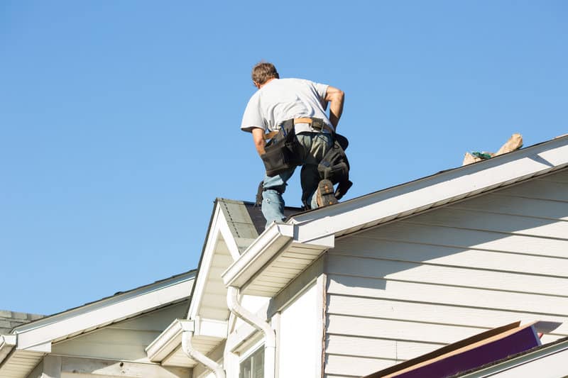 your ultimate guide to roofing safety